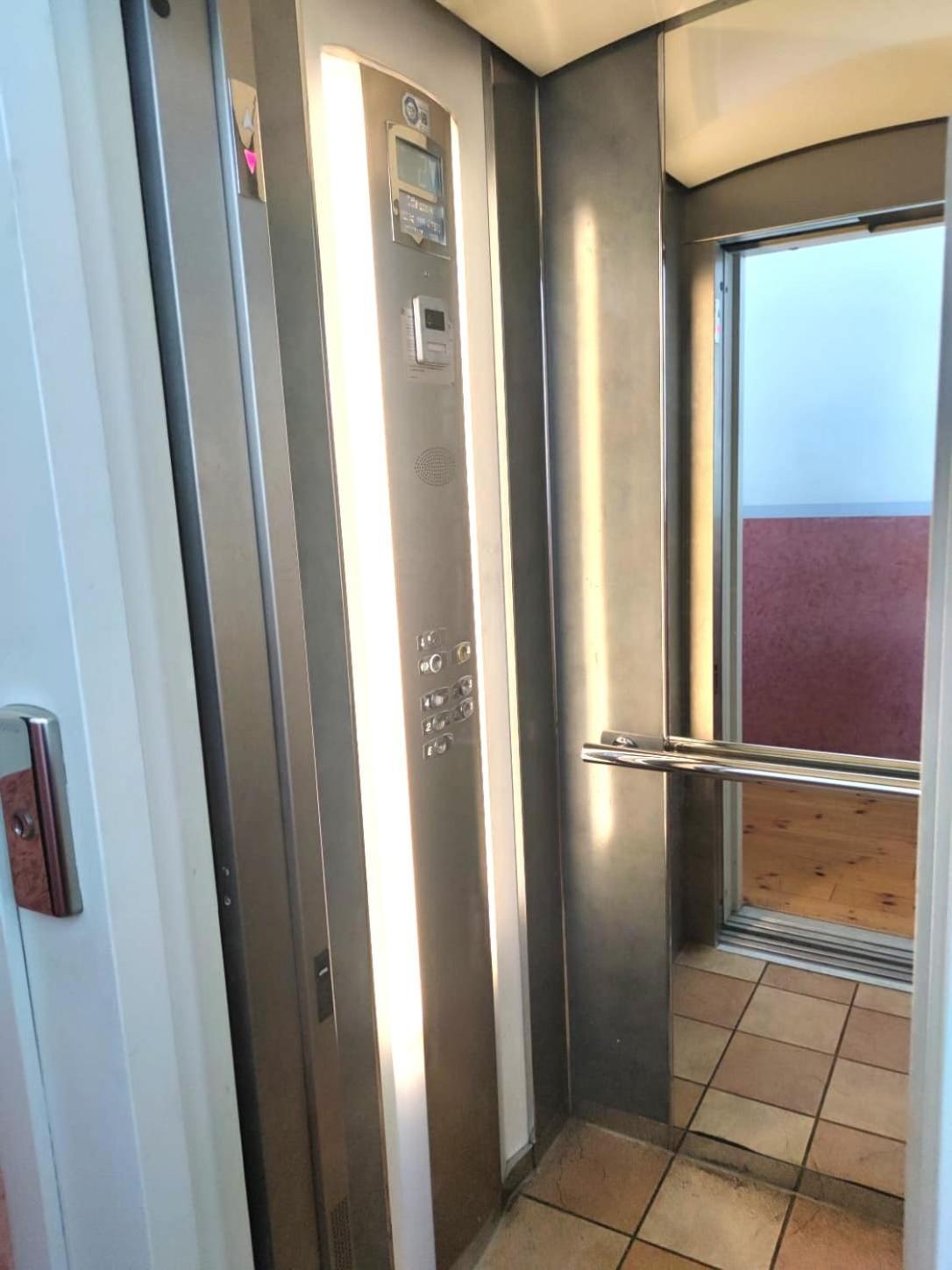 Modernes Apartment Im Herzen Leipzigs ภายนอก รูปภาพ